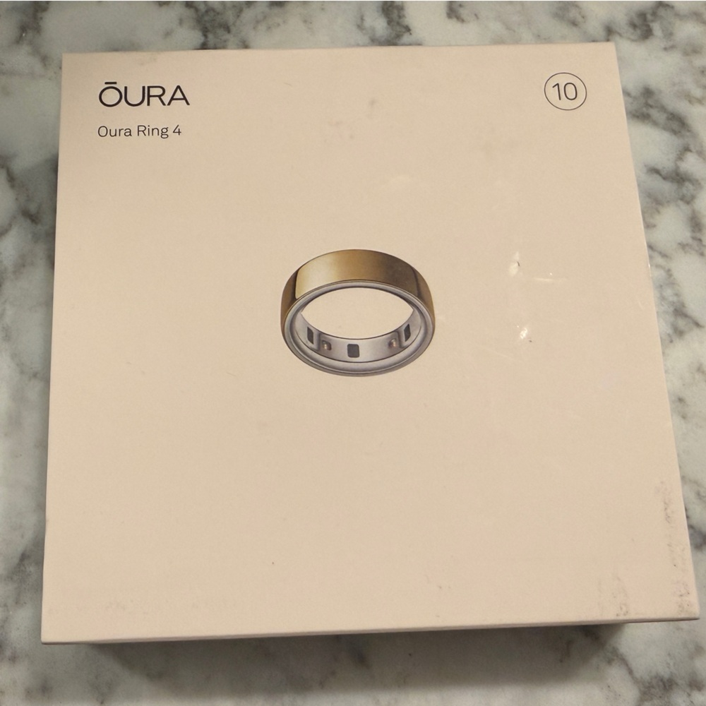 Oura Ring 4 Gold Size 10